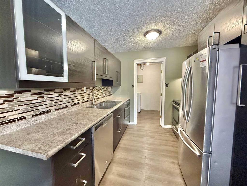 Third View of 24, 101 Mill Street , Hardisty, Hinton, Alberta, T7V1T3