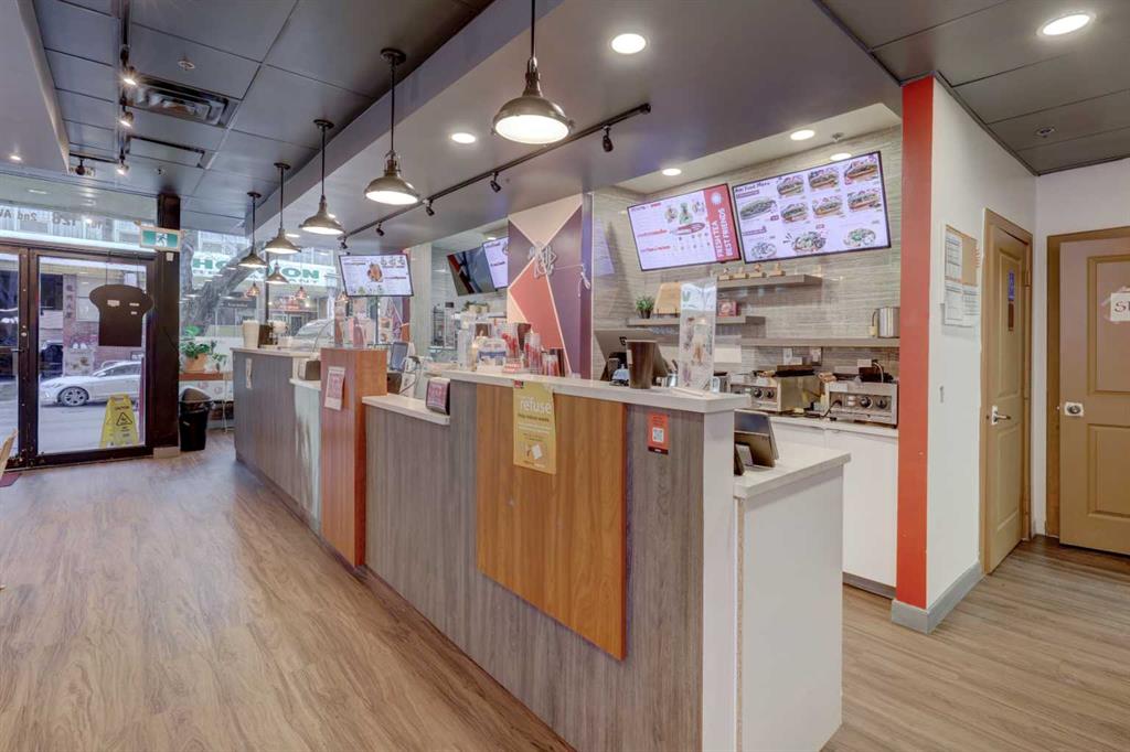 Fifth View of 101, 128 2 Avenue SE, Chinatown, Calgary, Alberta, T2G 5J5