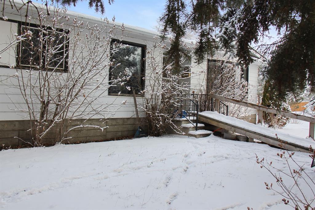 Third View of 4818 53 Avenue , Willingdon, Willingdon, Alberta, T0B 4R0