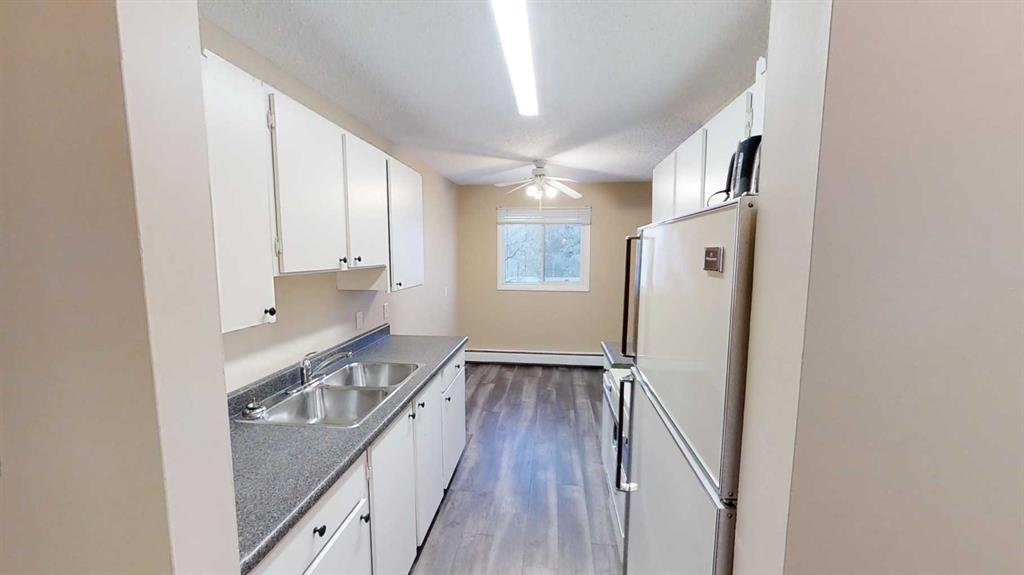 Fifth View of 22, 10028 105 Avenue , Avondale, Grande Prairie, Alberta, T8V1H1