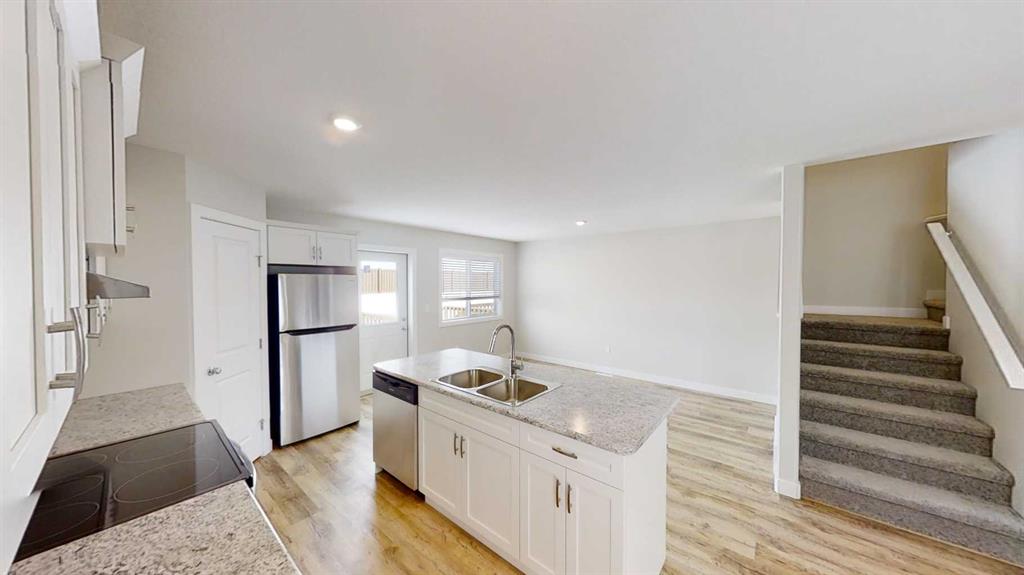 Fifth View of D, 9436 113 Avenue , N/A, Clairmont, Alberta, T8X0T2