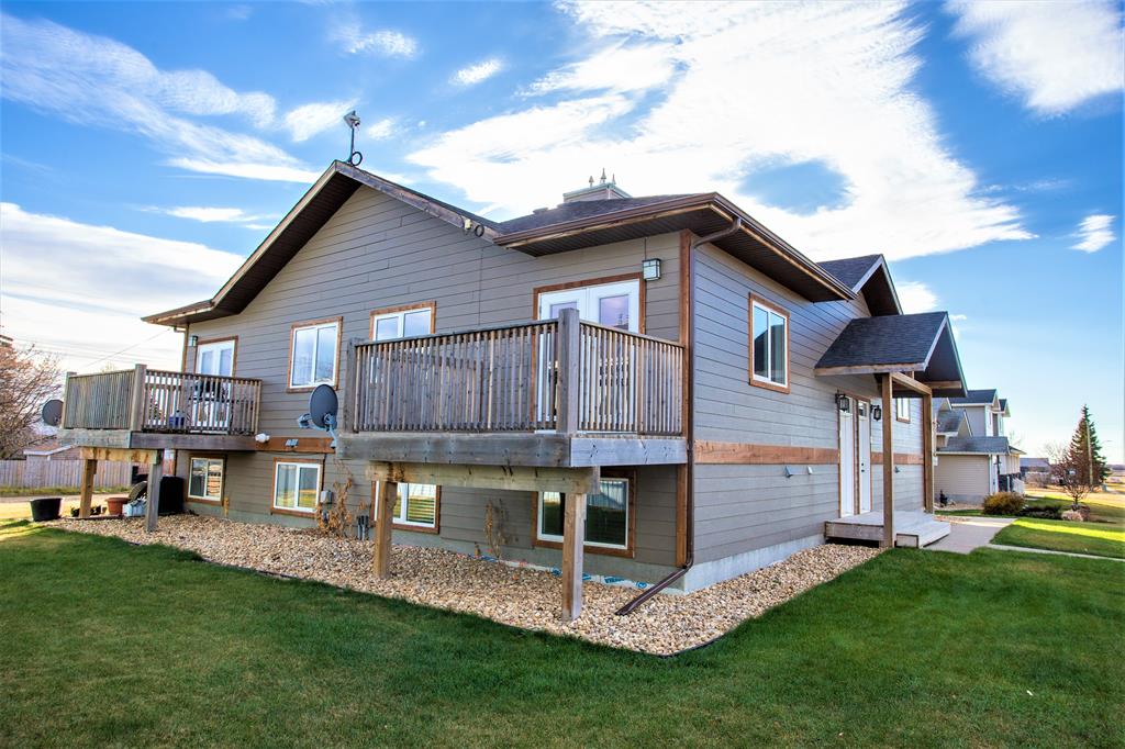 211 Main Street , A2275569, Alberta,