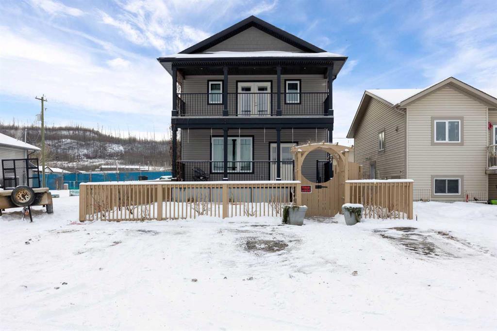 Third View of 7423 Railway Avenue , Waterways, Fort McMurray, Alberta, T9H 1B6
