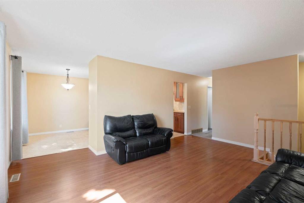 Fifth View of 84 Maranda Close NE, Marlborough, Calgary, Alberta, T2A 3E8