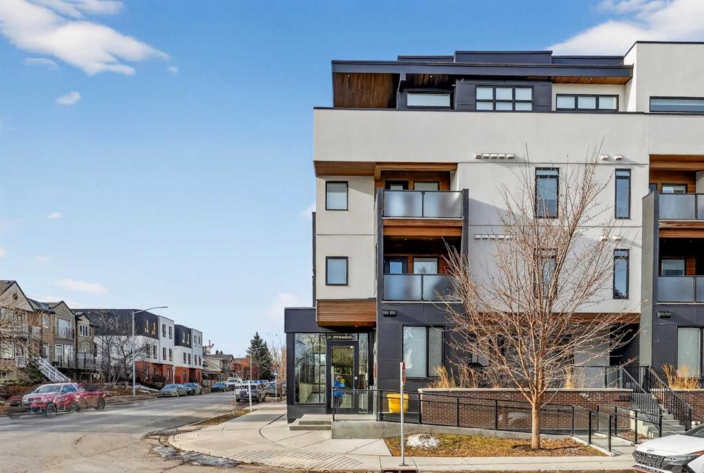 Third View of 111, 3375 15 Street SW, South Calgary, Calgary, Alberta, T2T 4A2