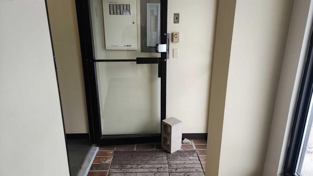 Fifth View of 423 3 Avenue NE, Bridgeland/Riverside, Calgary, Alberta, T2E 0H7