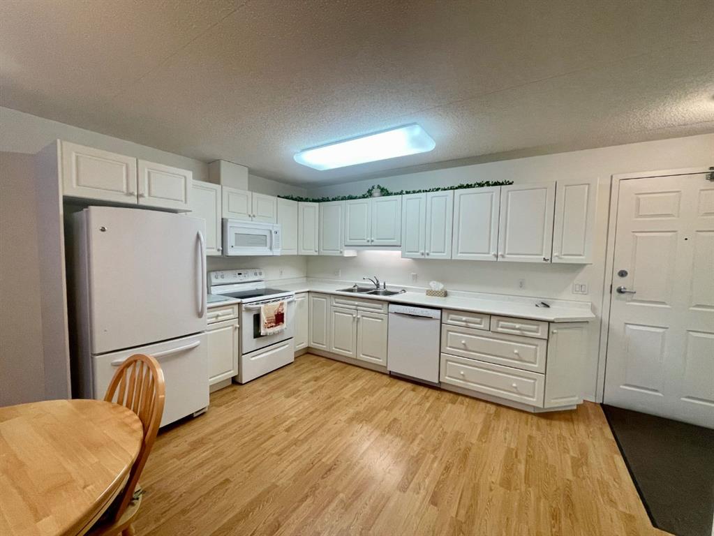 Fourth View of 206, 777 48 Street  , Edson, Edson, Alberta, T7E 1Z6