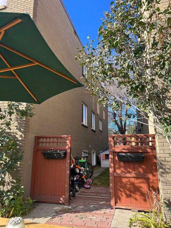 Third View of 3, 2315 17A Street SW, Bankview, Calgary, Alberta, T2T 4S3