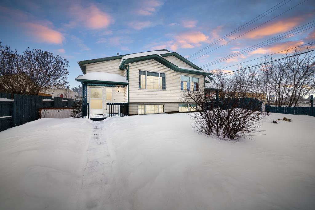 5010 31 Street , A2275912, Alberta,