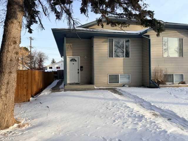 Second View of B, 5915 52 Avenue , Riverside Meadows, Red Deer, Alberta, T4N 4K7
