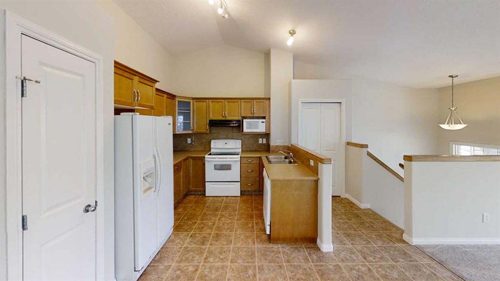 Fifth View of 9061 131 Avenue , Lakeland, Grande Prairie, Alberta, T8X0A9