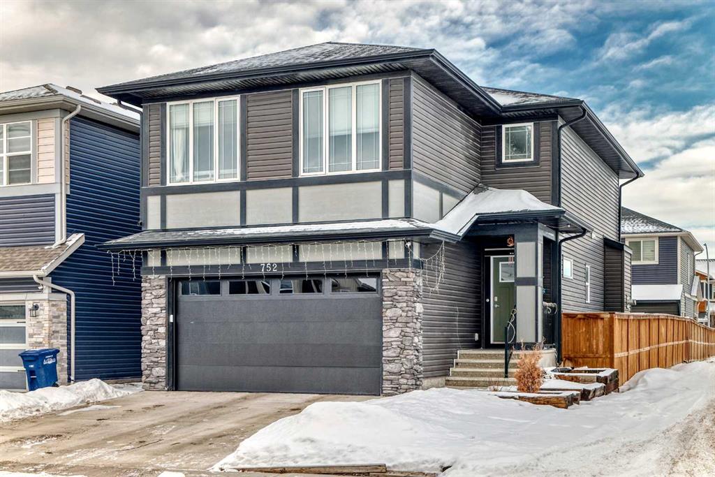 Second View of 752 Midtown Drive SW, Midtown, Airdrie, Alberta, T4B 4K5
