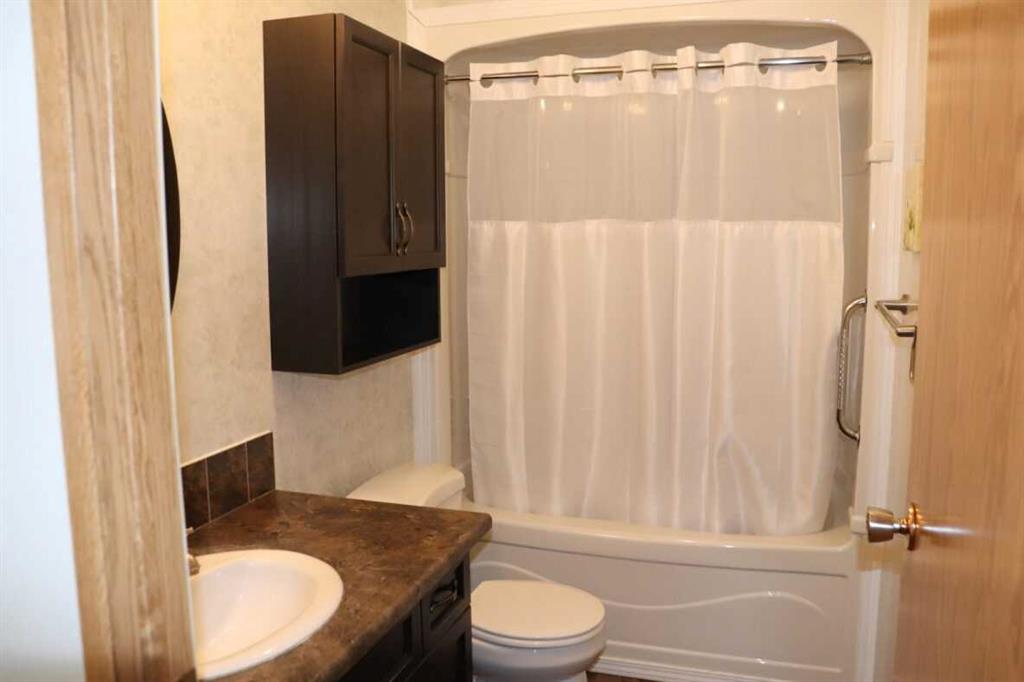 Fourth View of 4824 52 Street , NONE, Lougheed, Alberta, T0B 2V0