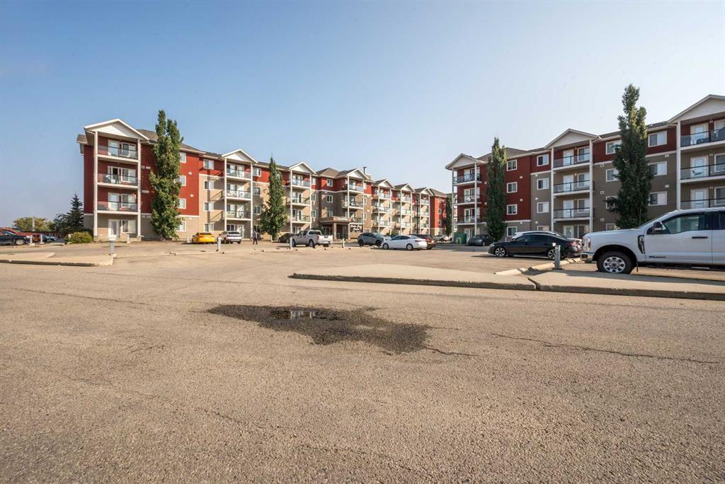 114, 9810 96 Street , A2276177, Alberta,