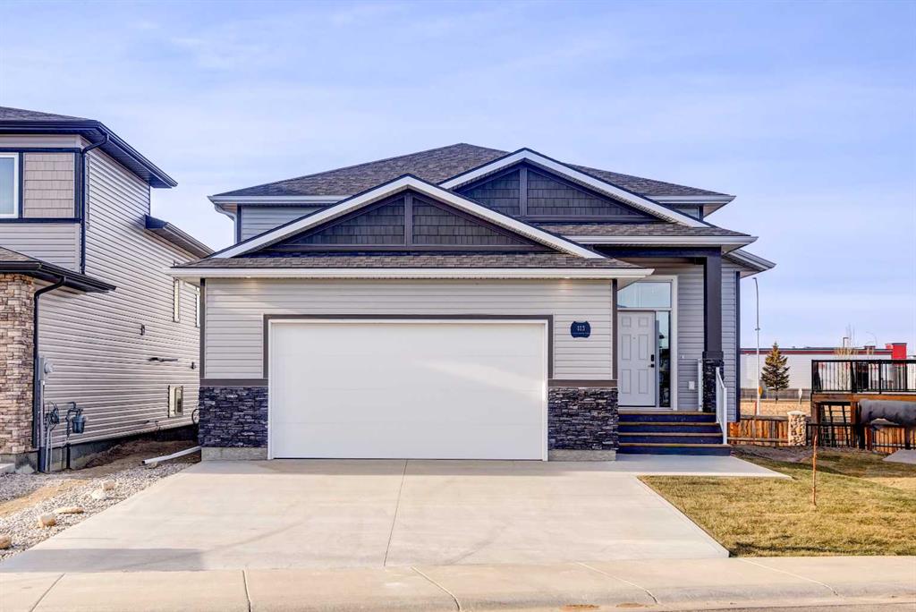 Second View of 413 Rivergrove Chase W, Riverstone, Lethbridge, Alberta, T1K 8E9