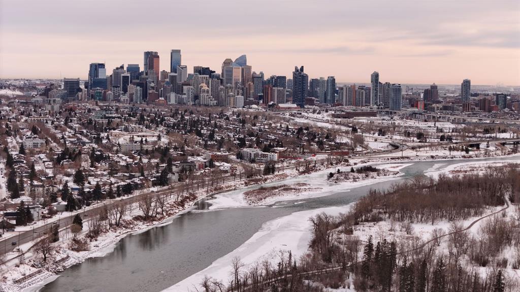 Second View of 304, 518 33 Street NW, Parkdale, Calgary, Alberta, T2N 2W4