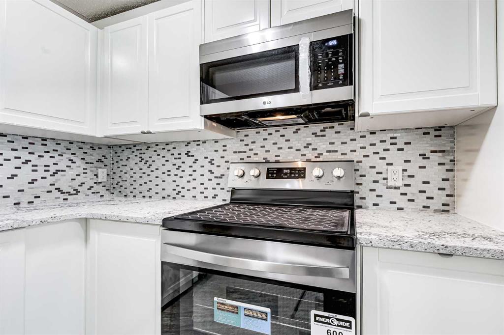 Third View of 4316 4A Avenue , Forest Heights, Calgary, Alberta, T2A 3B8