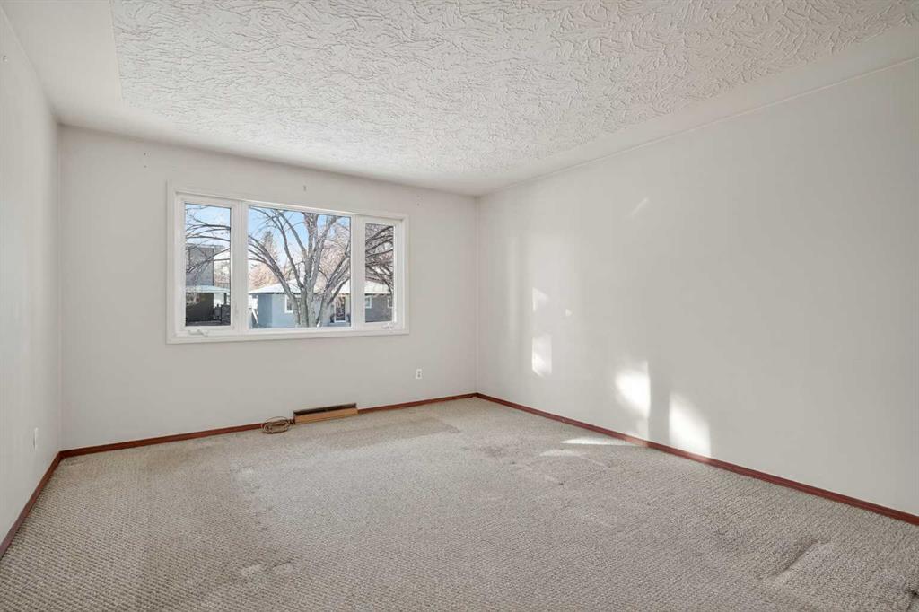 Fifth View of 44 Winslow Crescent SW, Westgate, Calgary, Alberta, T3C 2R1