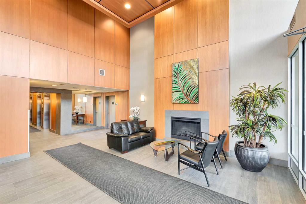 Fourth View of 2207, 77 Spruce Place SW, Spruce Cliff, Calgary, Alberta, T3C3X6