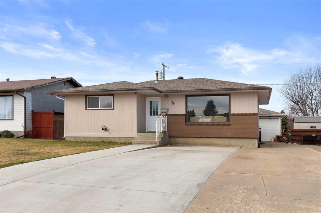 Third View of 70 Colter Crescent NW, Northwest Crescent Heights, Medicine Hat, Alberta, T1A7B2