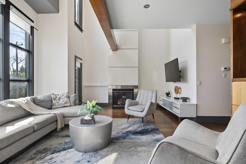 Fifth View of 2217 17 Street SW, Bankview, Calgary, Alberta, T2T 4M7