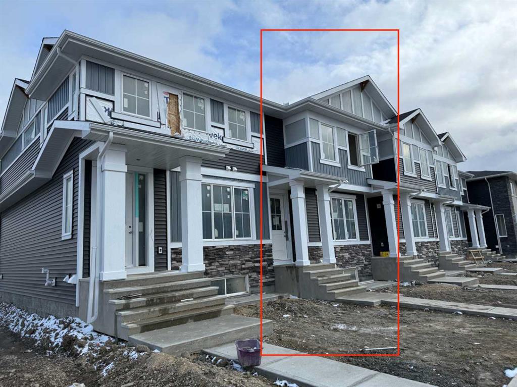 338 Sundown Road , A2276453, Alberta,