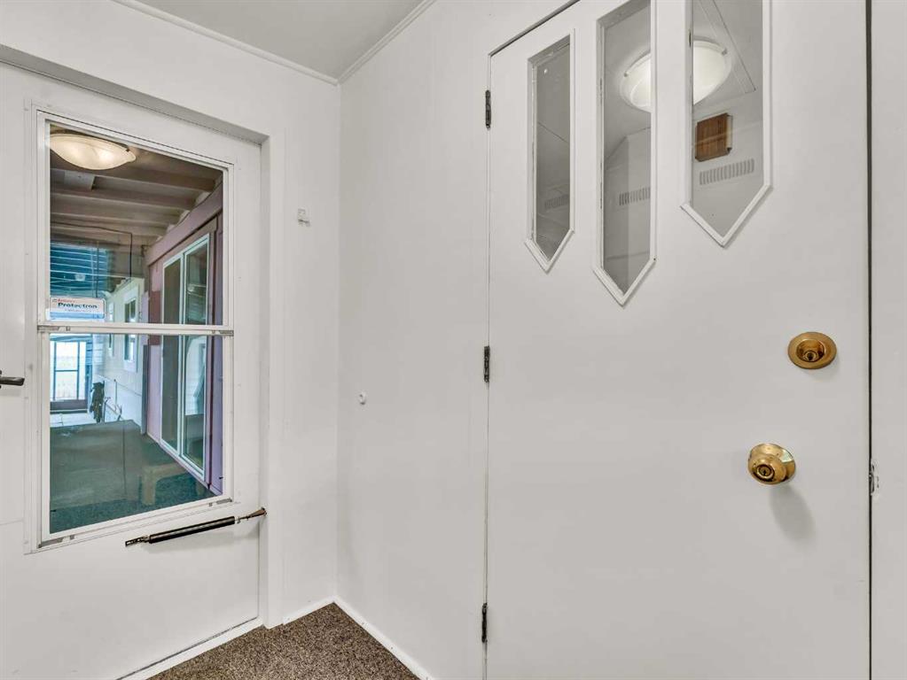 Fifth View of 135 Anson Avenue SW, SW Hill, Medicine Hat, Alberta, T1A 8A1