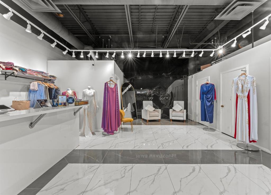 Second View of 3131 27 Street NE, Sunridge, Calgary, Alberta, T1Y 0B3