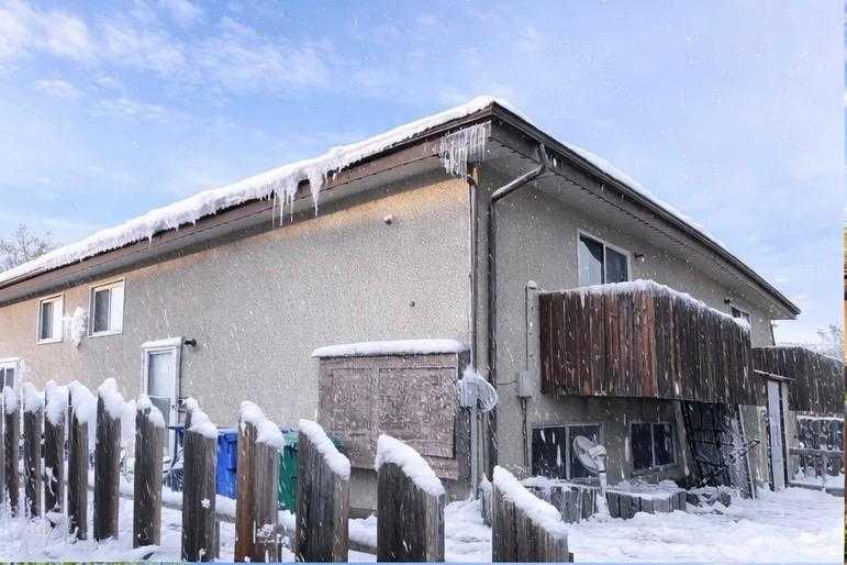 1917 23rd Street N, A2276595, Alberta,