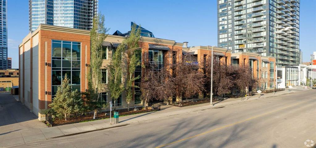 203, 221 10 Avenue SE, A2276596, Alberta,