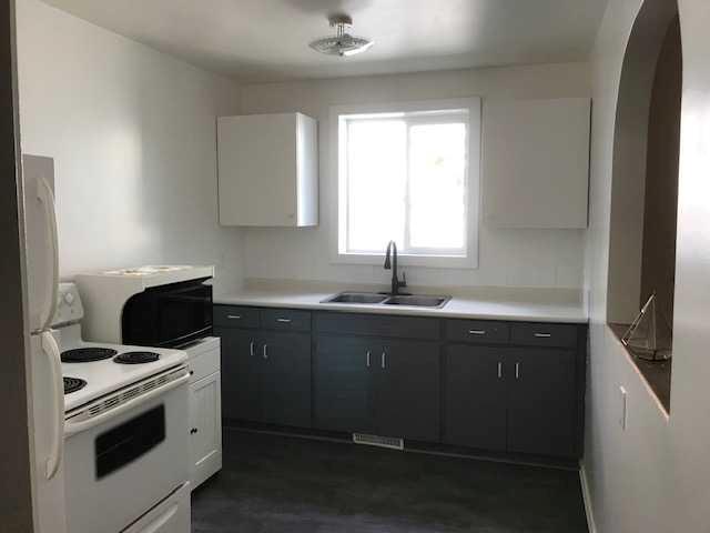 Third View of 10308 101 Street , South End, Peace River, Alberta, T8S1B4