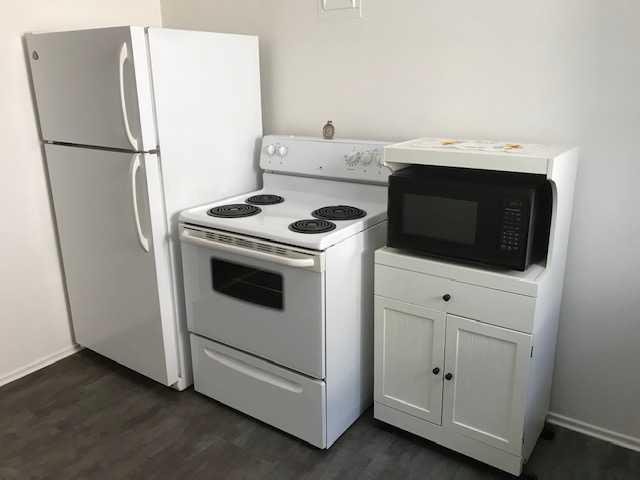 Fourth View of 10308 101 Street , South End, Peace River, Alberta, T8S1B4