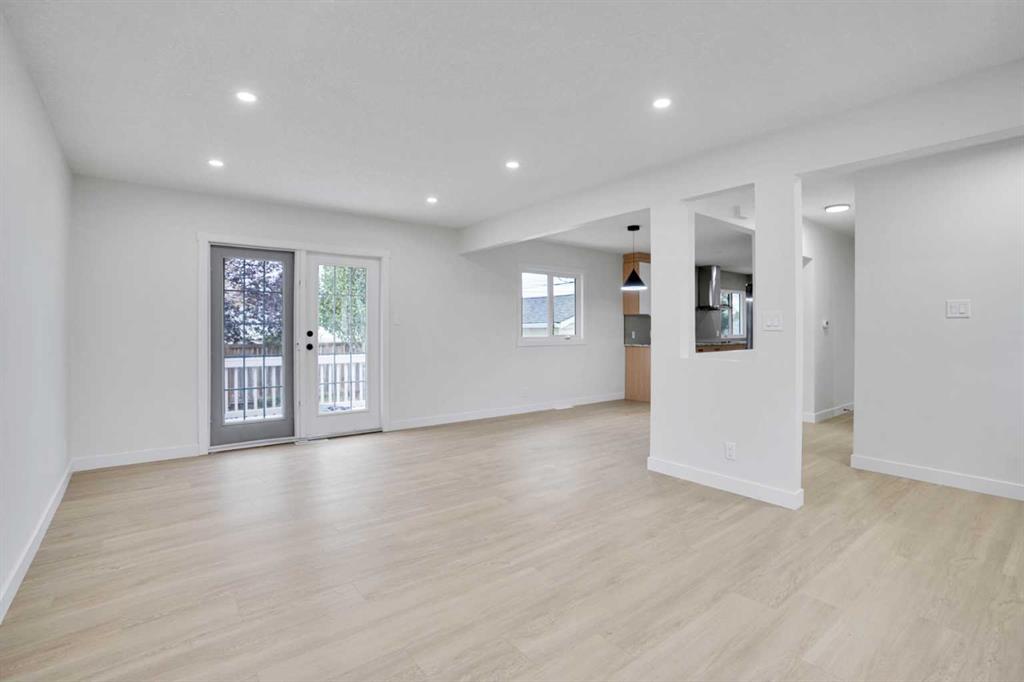 Fifth View of 6116 Buckthorn Road NW, Thorncliffe, Calgary, Alberta, T2K 2Z1