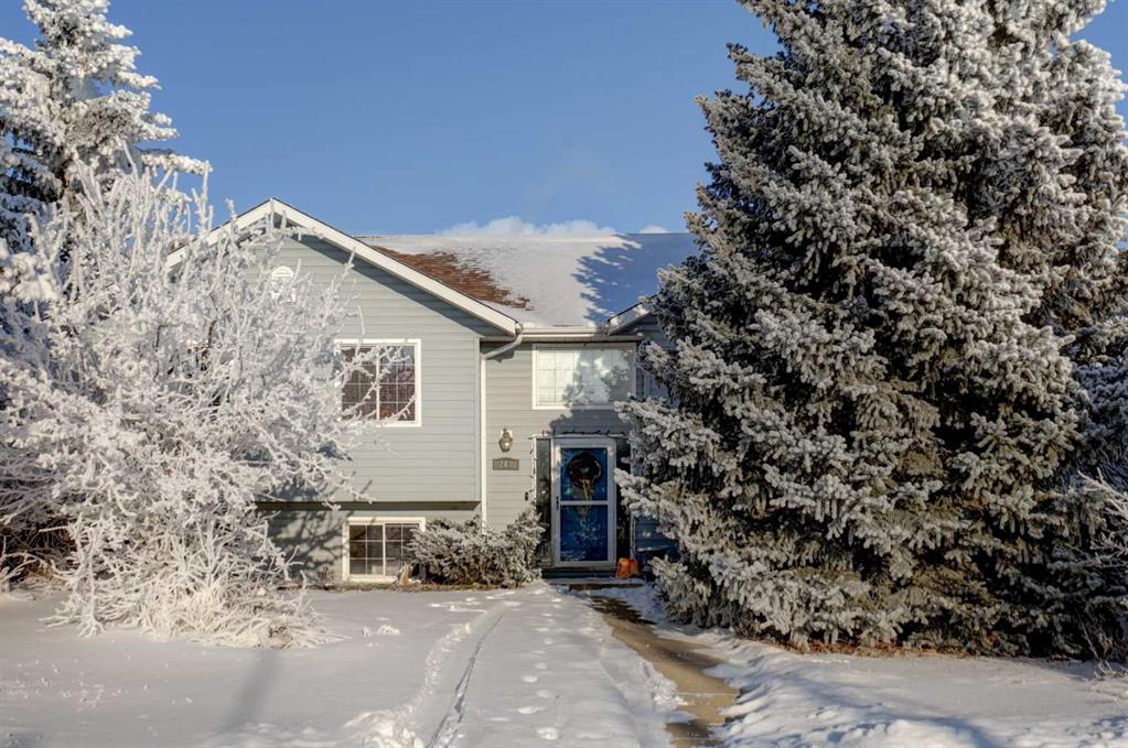 Second View of 207 Strathaven Bay , Strathaven, Strathmore, Alberta, T1P 1N4