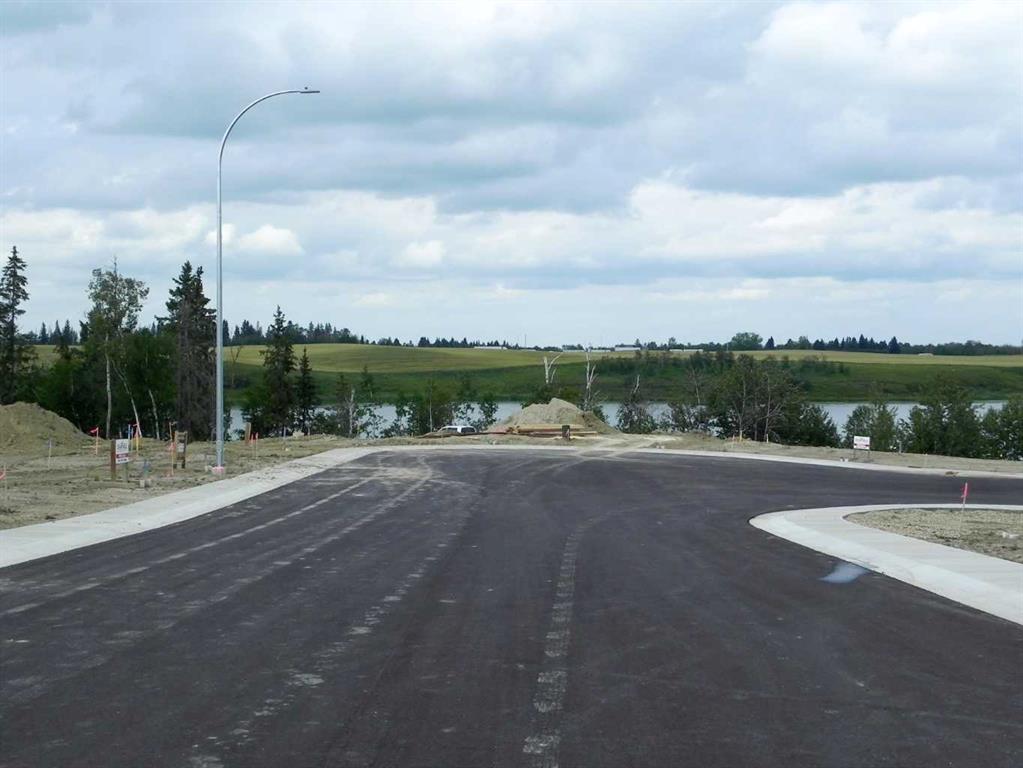 Fifth View of 6 Henner's Place , Henner's Landing, Lacombe, Alberta, T4L1Y9