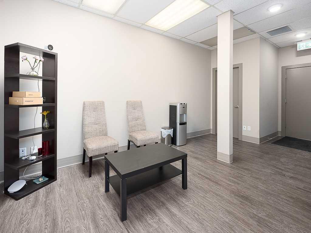 Third View of 201, 2705 Centre Street N, Tuxedo Park, Calgary, Alberta, T2E 2V5