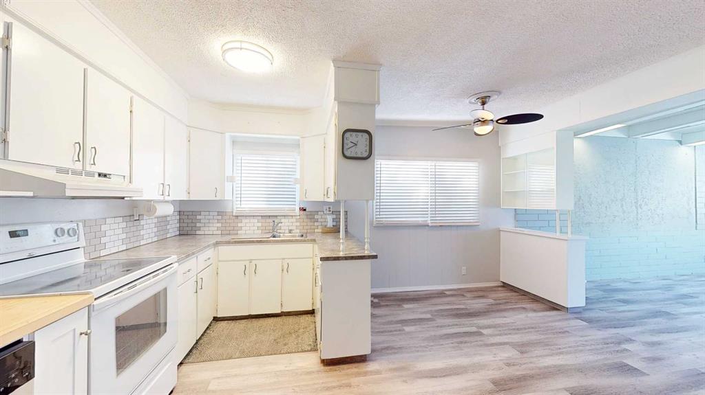 Third View of 31, 2248 Southview Drive SE, Crestwood-Norwood, Medicine Hat, Alberta, T1B 1R3