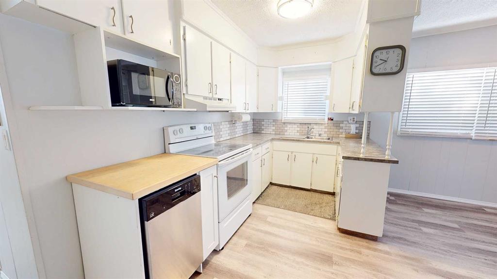 Fourth View of 31, 2248 Southview Drive SE, Crestwood-Norwood, Medicine Hat, Alberta, T1B 1R3