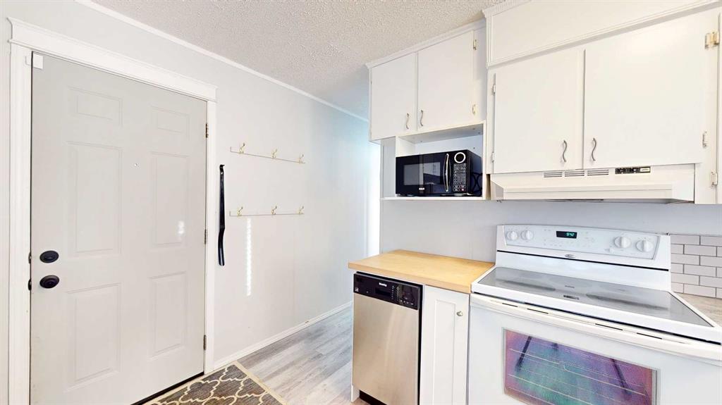 Fifth View of 31, 2248 Southview Drive SE, Crestwood-Norwood, Medicine Hat, Alberta, T1B 1R3