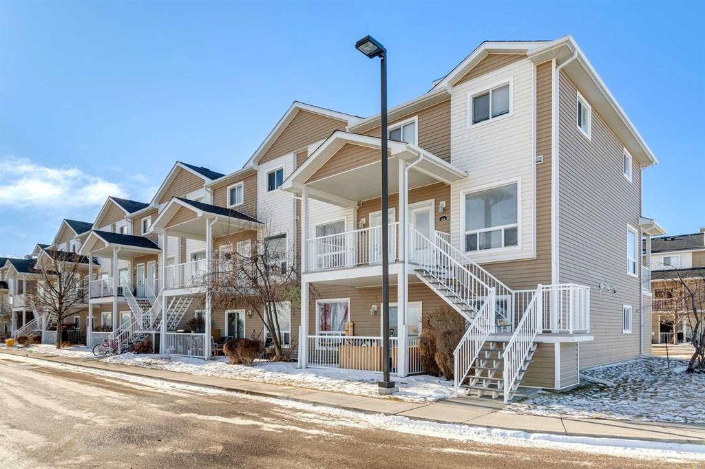 Main View of 152 Sunrise Terrace NE, Sunrise Meadows, High River, Alberta, T1V 0C2