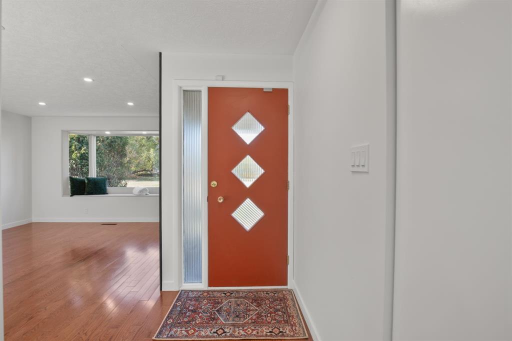 Third View of 7 Stirling Close , Sunnybrook, Red Deer, Alberta, T4N 0A8