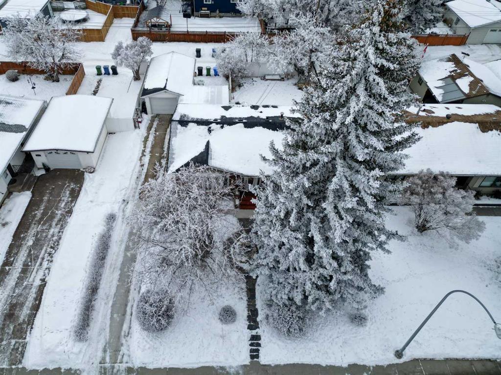 Fourth View of 6415 Lombardy Crescent SW, North Glenmore Park, Calgary, Alberta, T3E 5R3