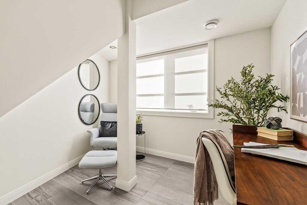 Fifth View of 125 41 Avenue SW, Parkhill, Calgary, Alberta, T2S 3H3