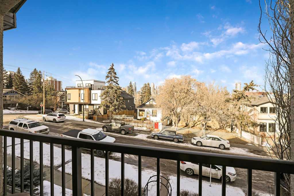 Fourth View of 47 28 Avenue SW, Erlton, Calgary, Alberta, T2S 2X9