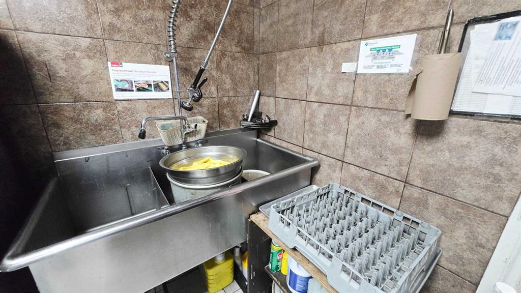 Fourth View of 35, 3616 52 Avenue NW, Varsity, Calgary, Alberta, T2L 1V9