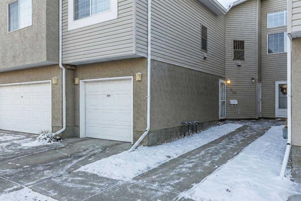 Third View of 304, 221 Cameron Road SE, Ross Glen, Medicine Hat, Alberta, T1B4B5