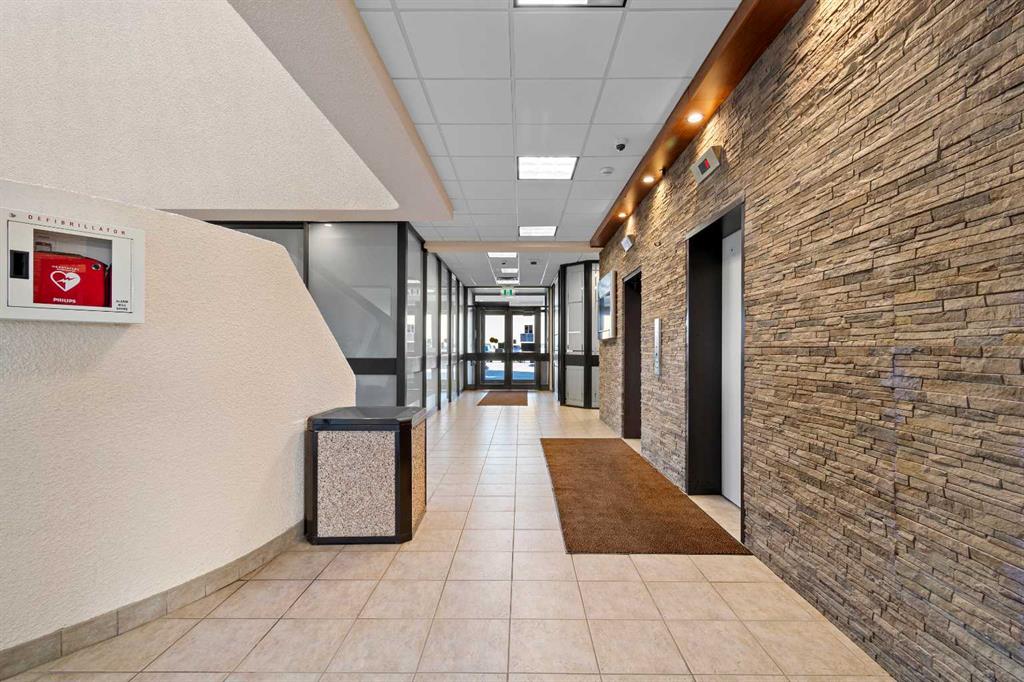 Fourth View of 104, 9835 101 Avenue , Central Business District, Grande Prairie, Alberta, T8V 5V5