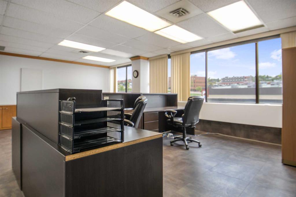 Fifth View of 301, 9835 101 Avenue , Central Business District, Grande Prairie, Alberta, T8V 5V5