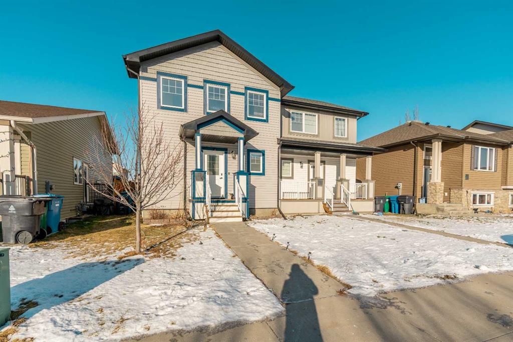 Third View of 843 Silkstone Close W, Copperwood, Lethbridge, Alberta, T1J 5C6