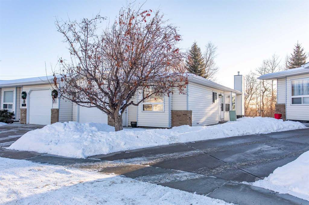 Fifth View of 5, 5125 62 Street , Highland Green Estates, Red Deer, Alberta, T4N 6Y3